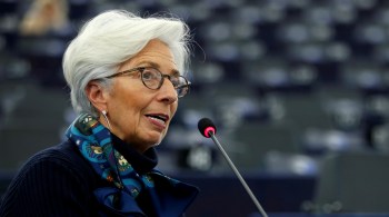 Christine Lagarde disse a outras autoridades que pesquisas apontaram uma "quedas sem precedentes"