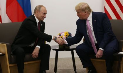 Trump revela conversa com Putin e diz que terão negociações sobre Ucrânia