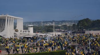 Evento marca dois anos dos ataques aos prédios dos Três Poderes e vai contar com as presenças dos comandantes das Forças Armadas