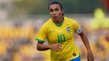 Meia-atacante de 38 anos participou da votação como capitã da Seleção Brasileira Feminina