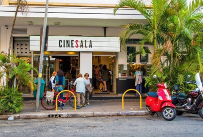 Cinesala, em Pinheiros, é um dos cinemas de rua de São Paulo, em funcionamento desde 1962 • Divulgação/Cinesala