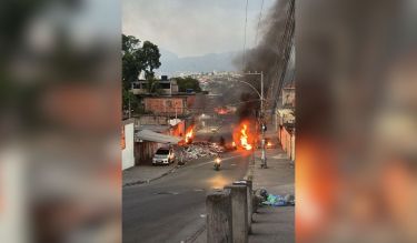 Megaoperação combate o crime organizado no Rio; homem morre vítima de bala perdida