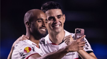 São Paulo venceu por 3 a 1 e Oscar marcou pela primeira vez com a camisa Tricolor