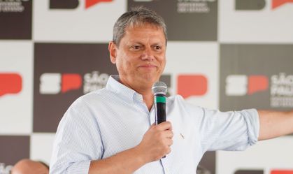 Tarcísio planeja evento com prefeitos para apresentar propostas de parceria