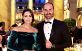 Deputado federal Eduardo Bolsonaro (PL-SP) e ex-premeira-dama Michelle Bolsonaro