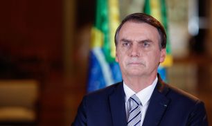 Advogado de Bolsonaro pedirá impedimento de Zanin e Dino em julgamento