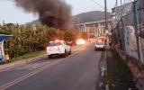 O Corpo de Bombeiros foi acionado e controlou as chamas