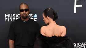 Kanye West chama Bianca Censori de esposa em meio a rumores de divórcio