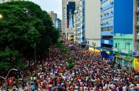 Bloco na rua: veja previsão para o final de semana no RJ e em SP