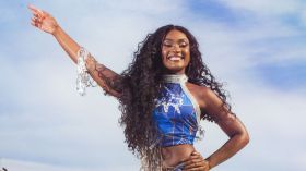 Erika Januza sobre o real protagonismo do Carnaval: "Bastidores são lindos"