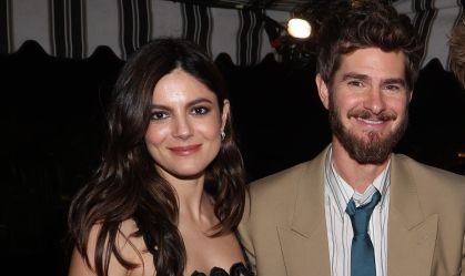 Andrew Garfield e Monica Barbaro estão namorando, diz site