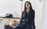 Designer britânica Talia Lipkin-Connor está lidando com as mudanças no cenário da moda do Reino Unido